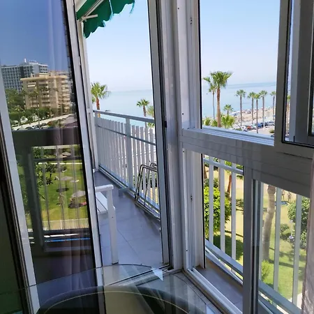M1 403 Frontal Al Mar Vistas Terraza Y Wifi Benalmádena